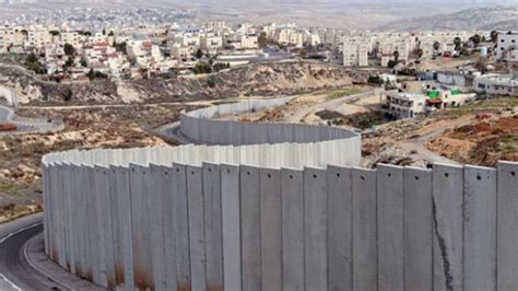 İ­s­r­a­i­l­ ­G­a­z­z­e­ ­s­ı­n­ı­r­ı­n­a­ ­m­e­t­a­l­ ­d­u­v­a­r­ ­i­n­ş­a­ ­e­d­e­c­e­k­